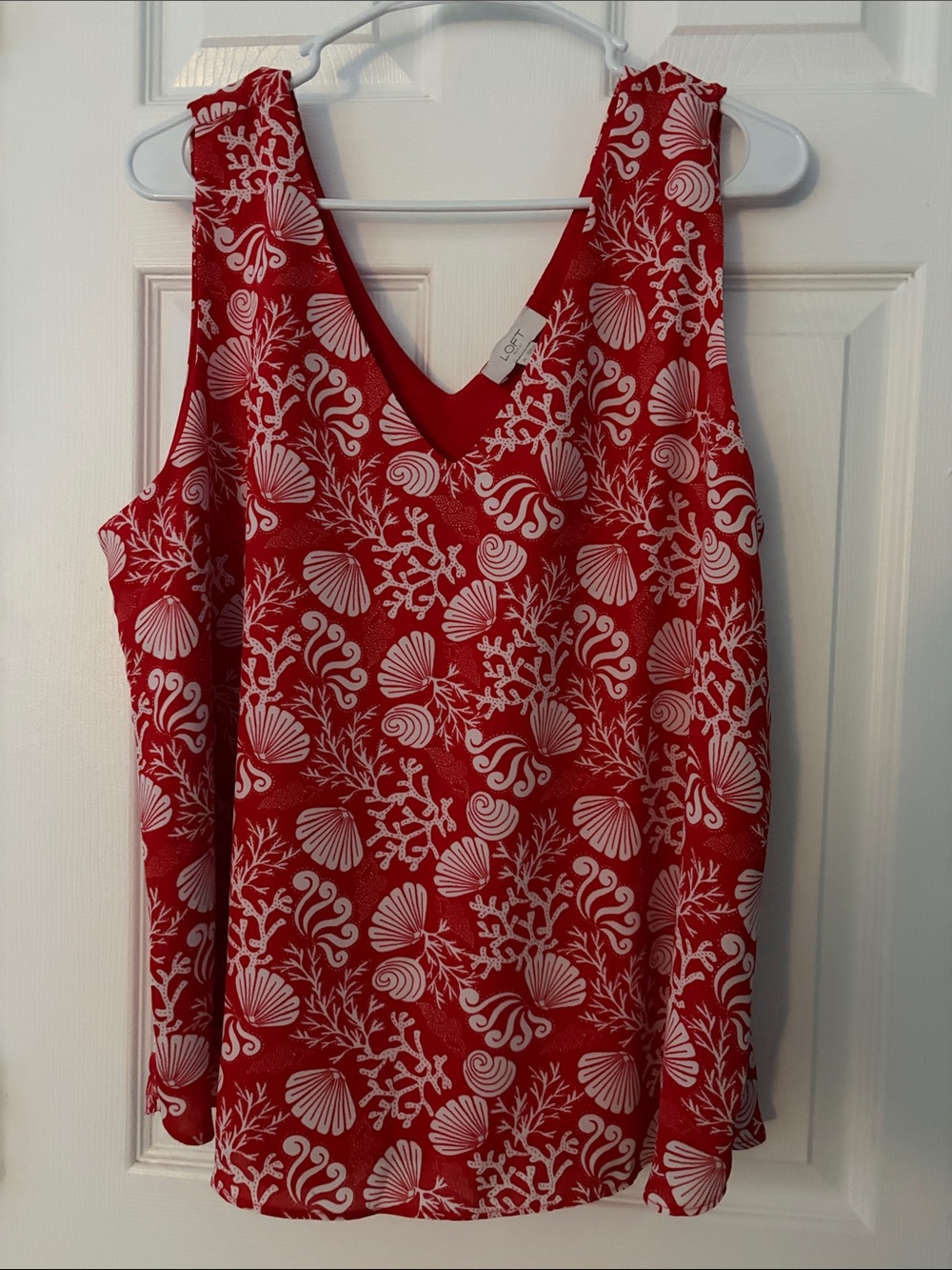 Loft Red Shell-Print V-Neck Women's Tank Top